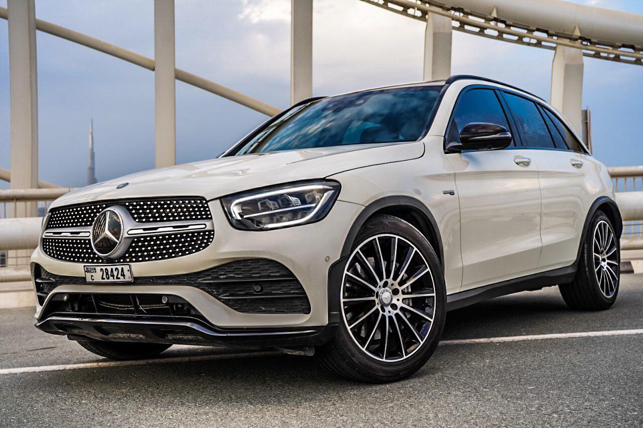Mercedes GLC43 WHITE 2020 location dubaï