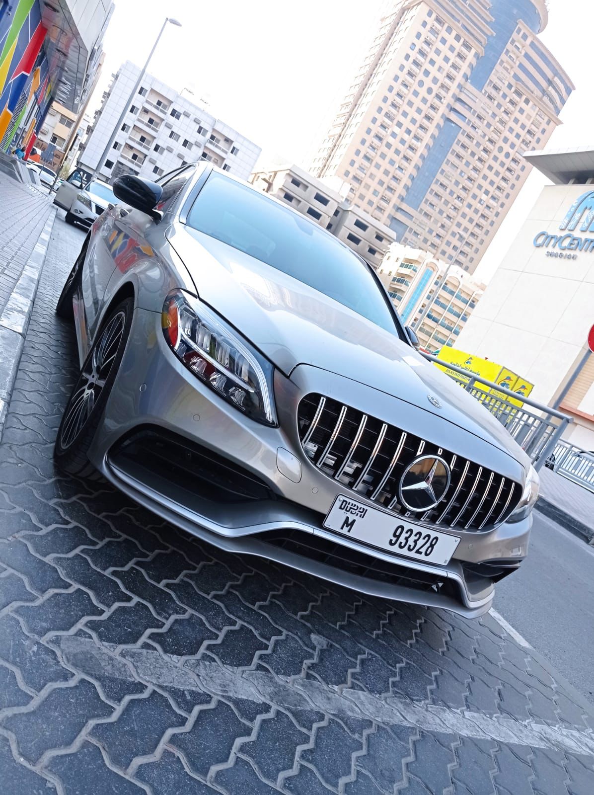 Mercedes C300  2020 location dubaï