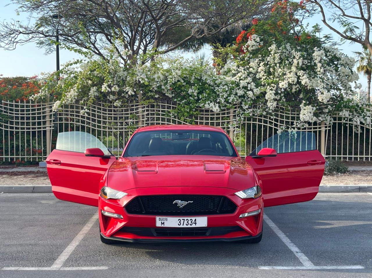 Ford Mustang GT Coupe RED 2020 location dubaï