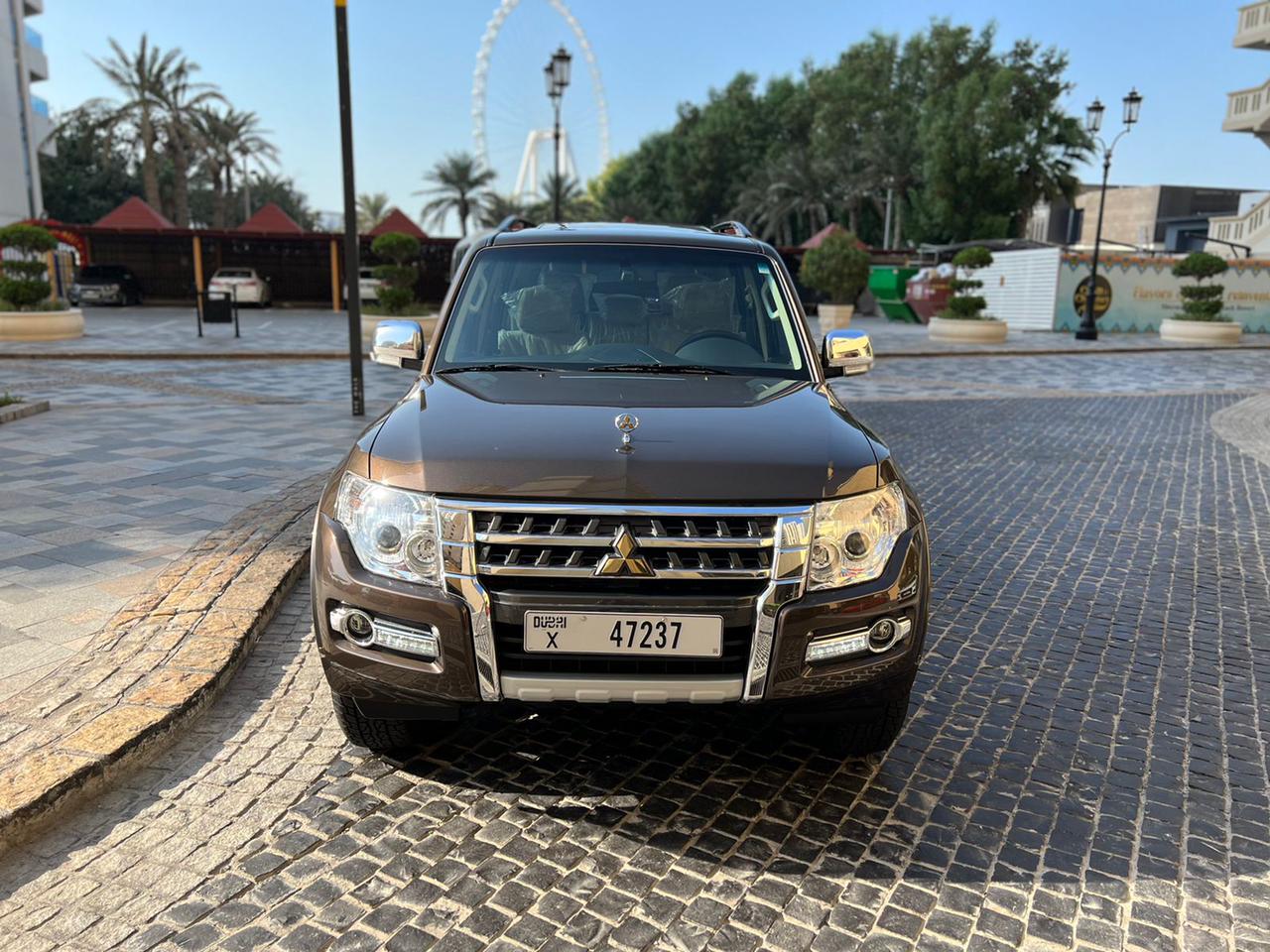 Mitsubishi Pajero BLACK 2022 аренда дубай