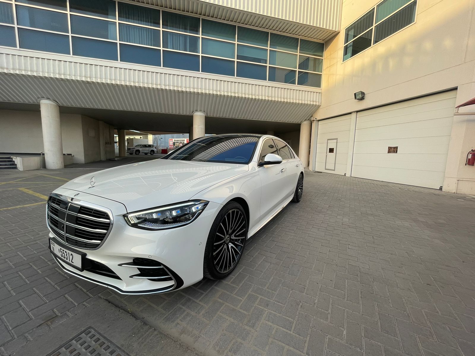 Mercedes S500 V8 WHITE 2021 location dubaï