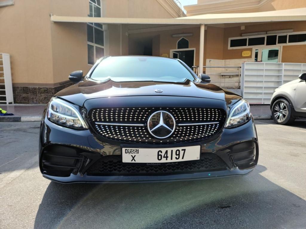 Mercedes C43 BLACK 2020 location dubaï