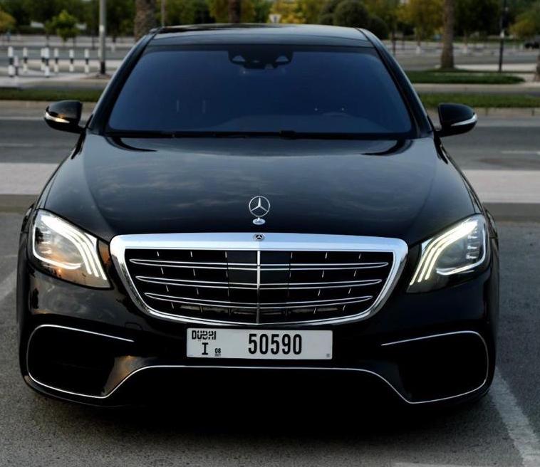 Mercedes S63 BLACK 2019 location dubaï