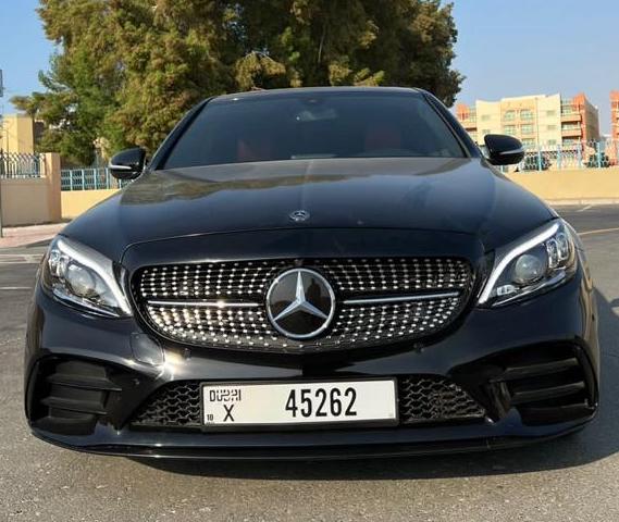 Mercedes C43 AMG KIT BLACK 2019 location dubaï