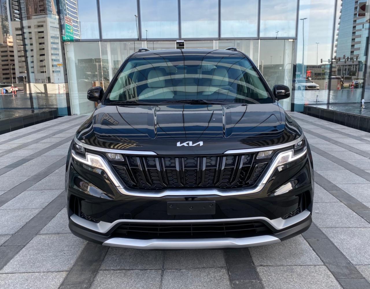 KIA CARNIVAL 2022 BLACK 2022 аренда дубай