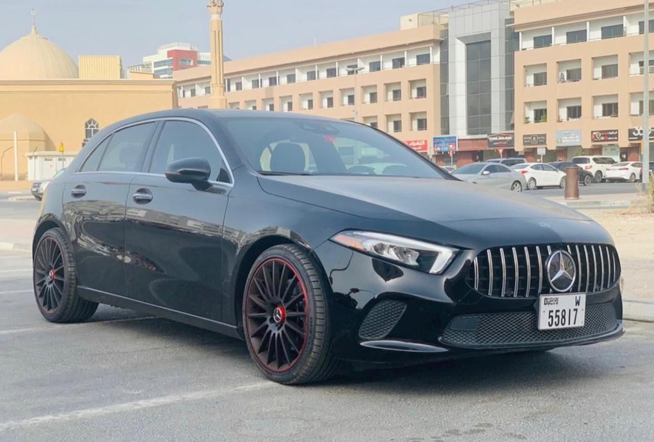 louer Mercedes A250 BLACK 2020 à Dubaï