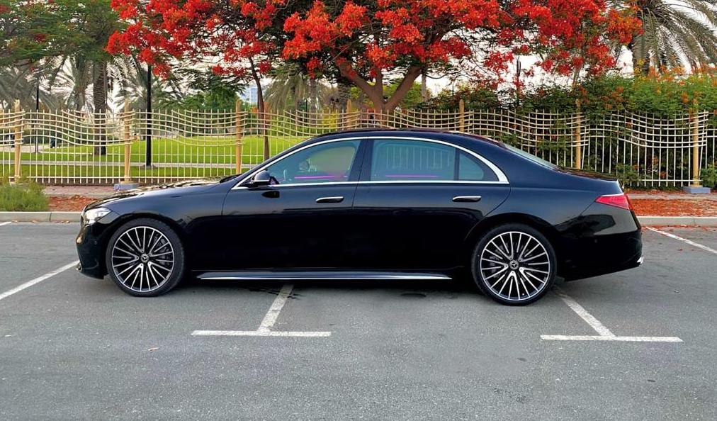 louer Mercedes S500 BLACK 2021 à Dubaï