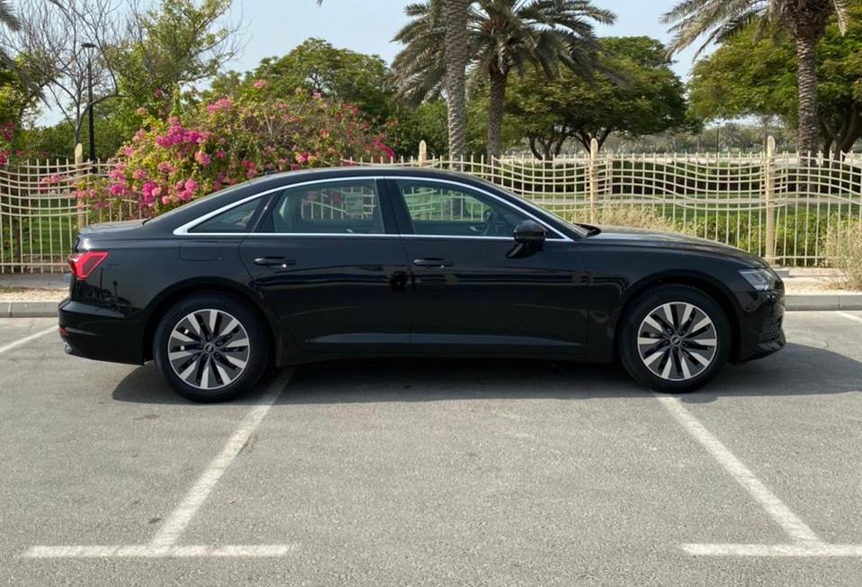 louer Audi A6 BLACK 2021 à Dubaï