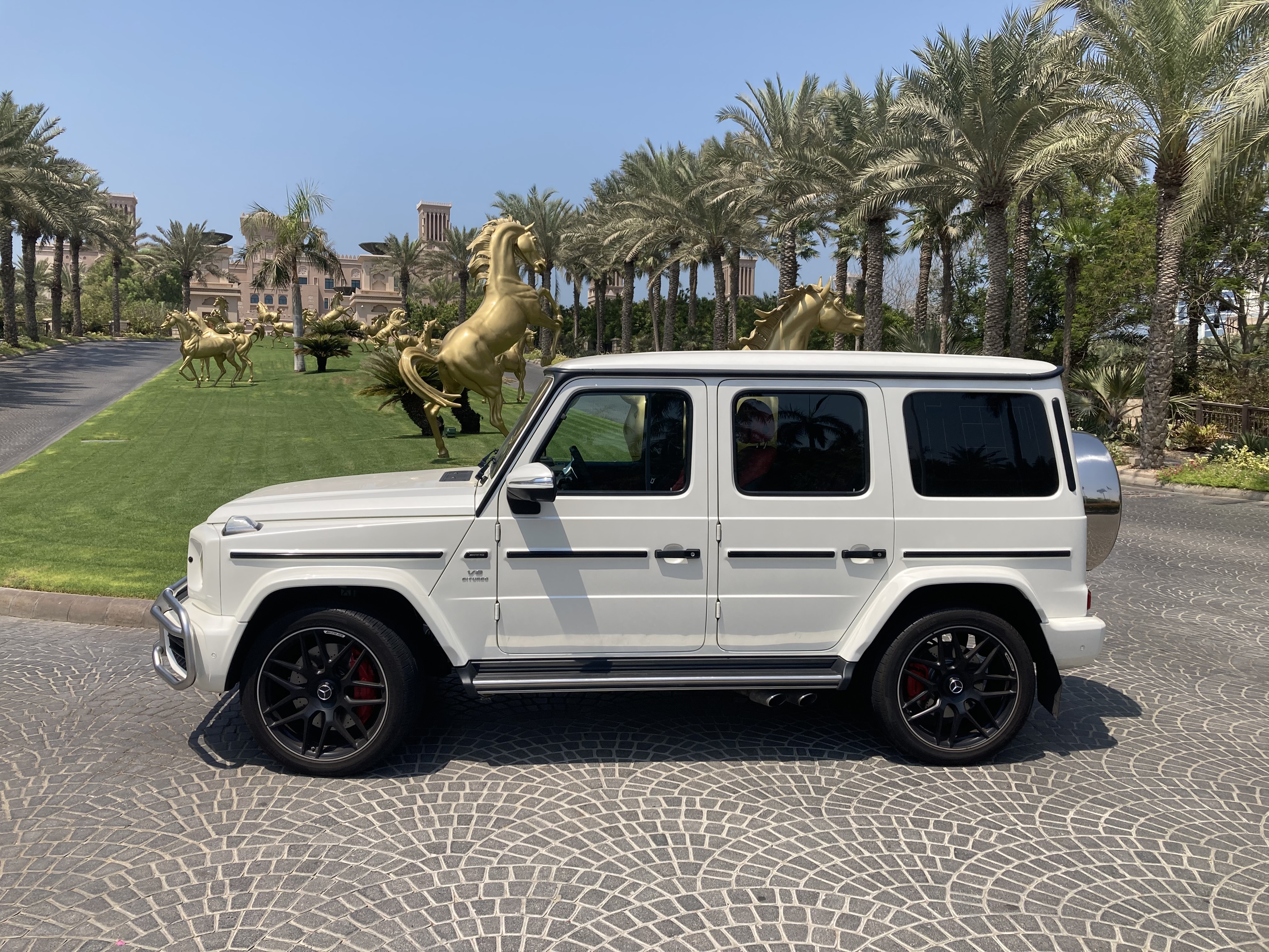 louer Mercedes G63 WHITE 2020 à Dubaï