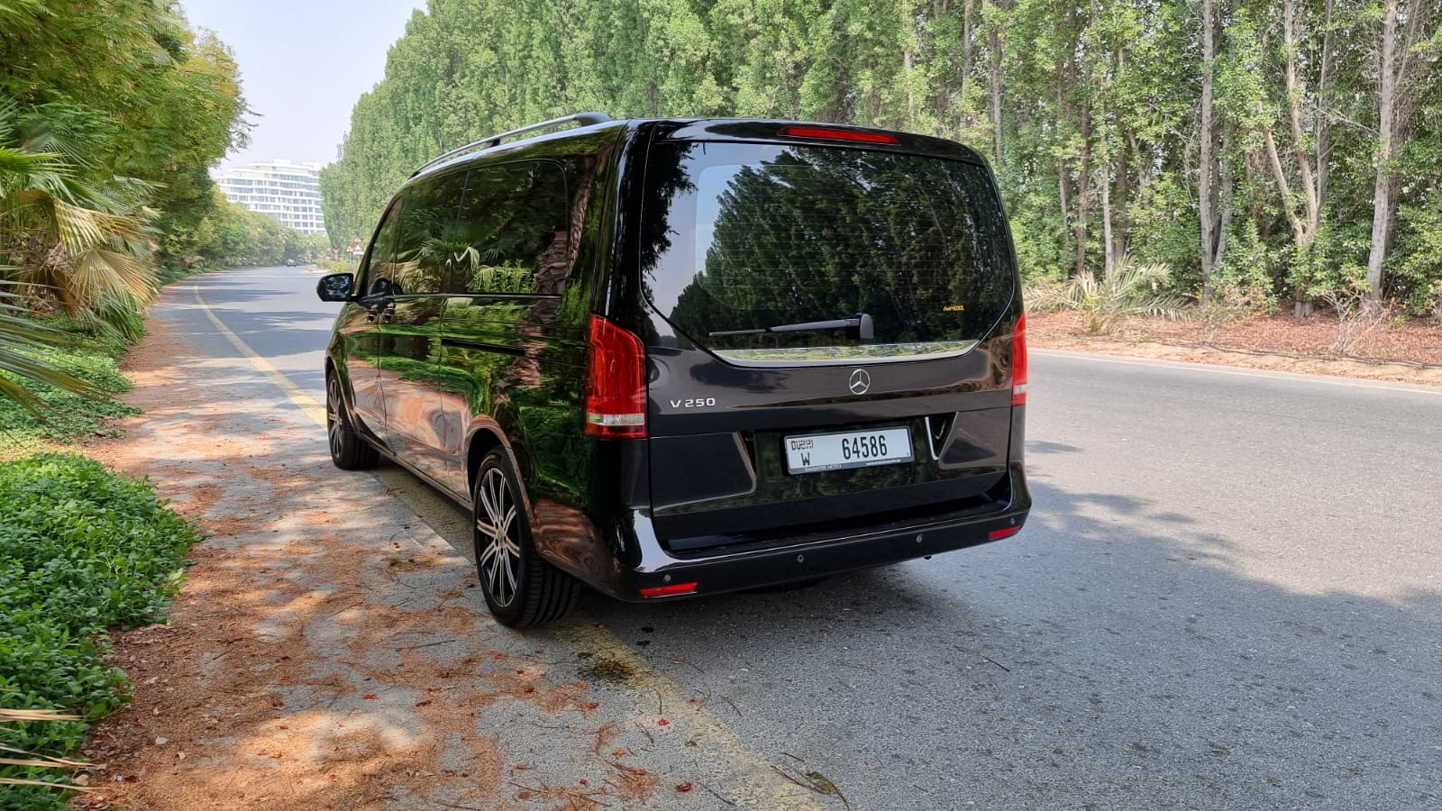 louer Mercedes V-Class BLACK 2020 à Dubaï