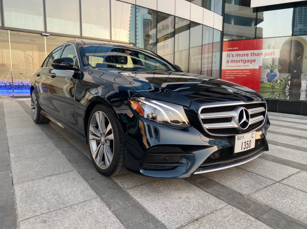 louer MERCEDES BENZ E300   2017 à Dubaï