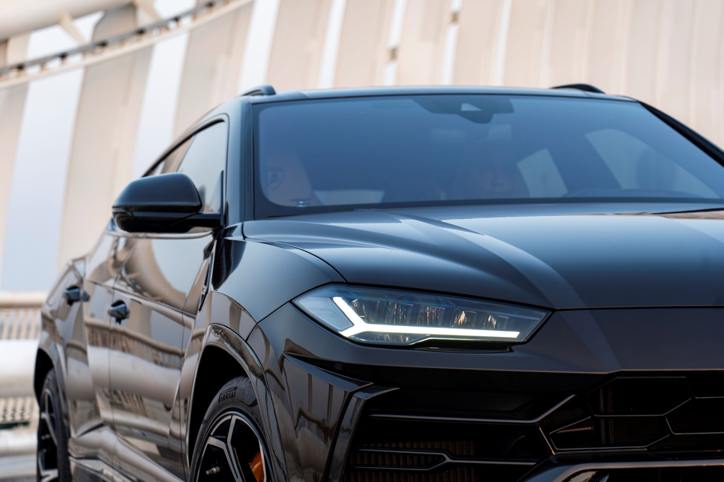 арендовать Lamborghini Urus BROWN 2019 в Дубае