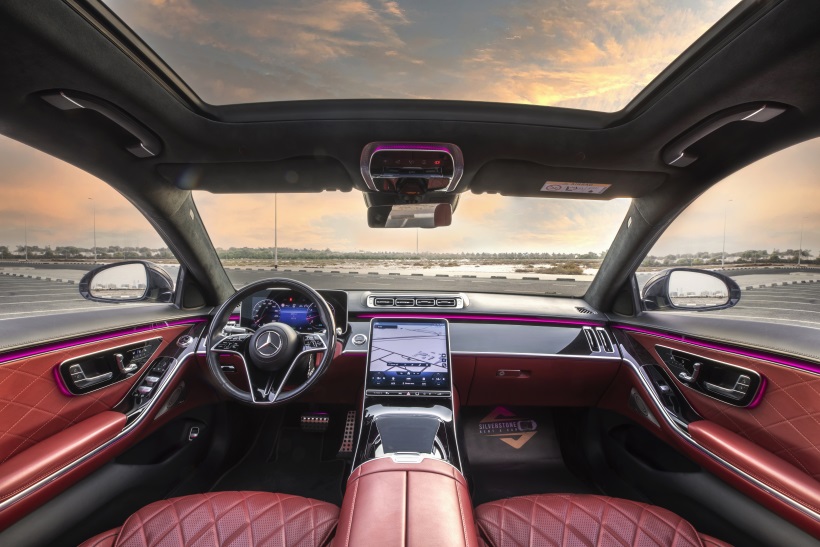 louer Mercedes S500 BLACK 2021 à Dubaï