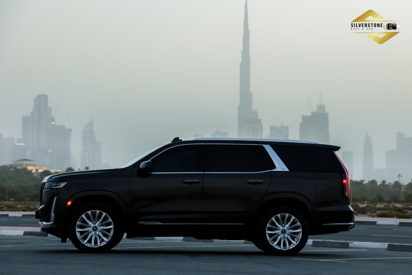 louer Cadillac Escalade Platinum Sport BLACK 2022 à Dubaï