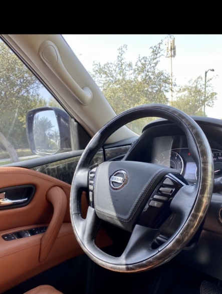 louer  Nissan Patrol Titanium  BLACK 2020 à Dubaï