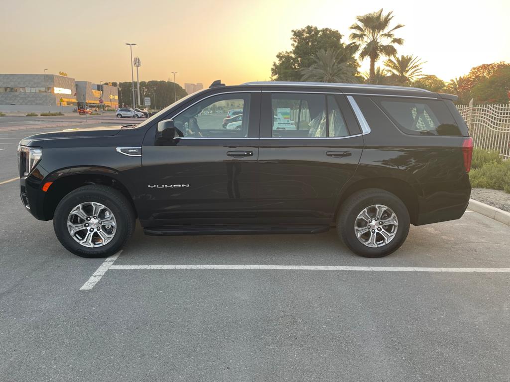 louer GMC Yukon BLACK 2022 à Dubaï