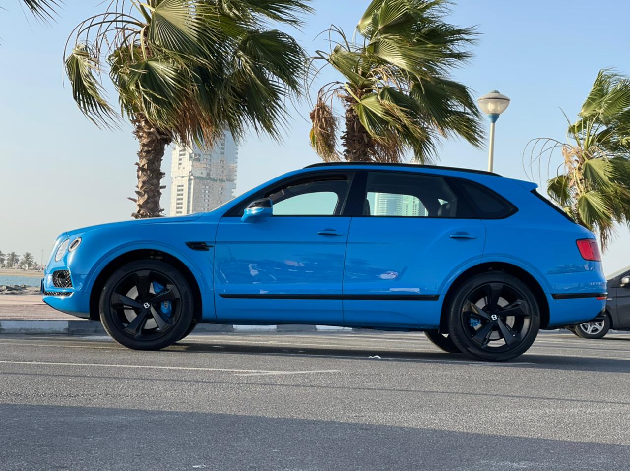 louer Bentley Bentayga  BLUE 2020 à Dubaï
