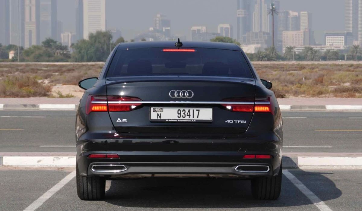 louer Audi A6 BLACK 2022 à Dubaï