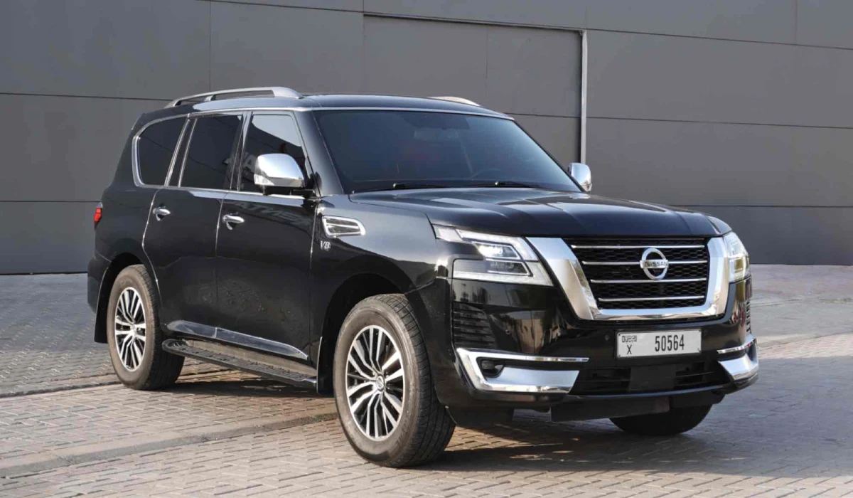 louer Nissan Patrol BLACK 2022 à Dubaï