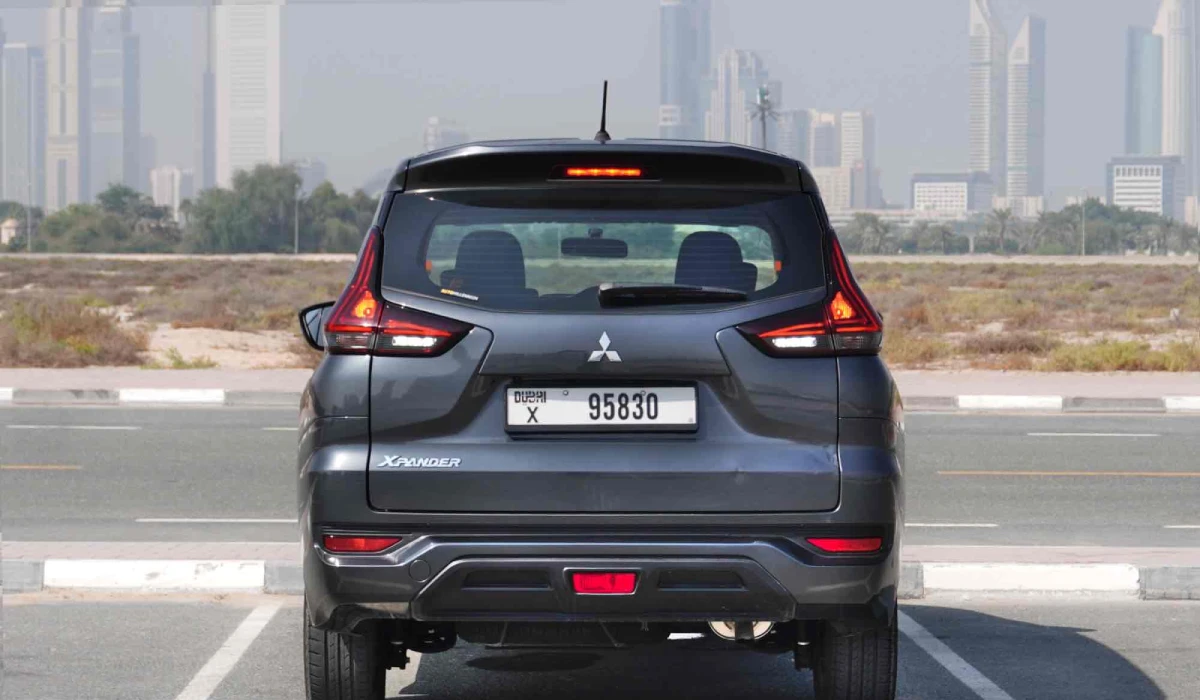 арендовать Mitsubishi Xpander BEIGE 2021 в Дубае