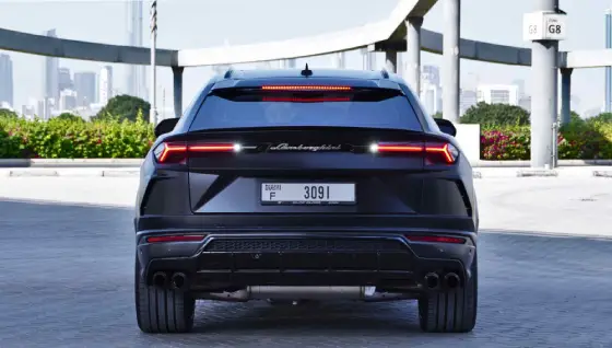 арендовать Lamborghini URUS BLACK 2022 в Дубае