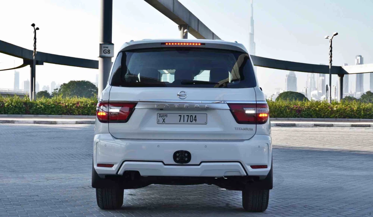 арендовать Nissan Patrol WHITE 2022 в Дубае