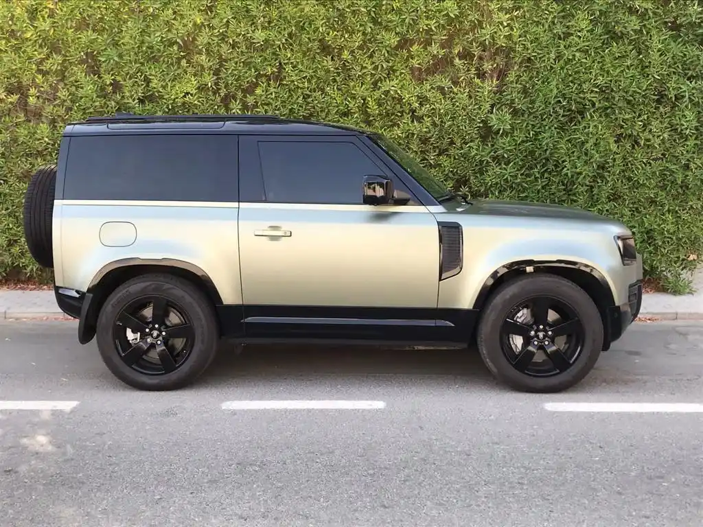 арендовать land Rover Defender BEIGE 2022 в Дубае