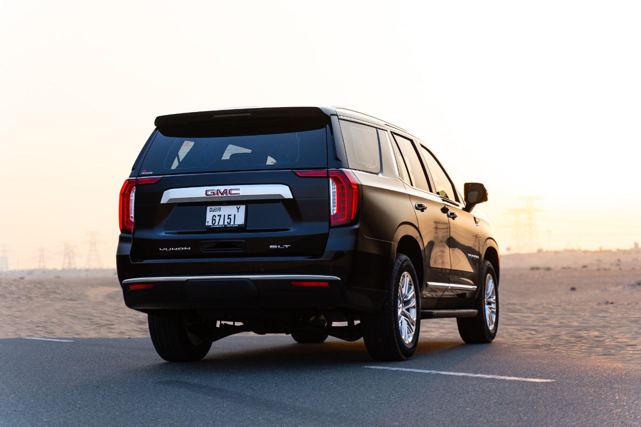 louer GMC Yukon 2022 BLACK 2022 à Dubaï