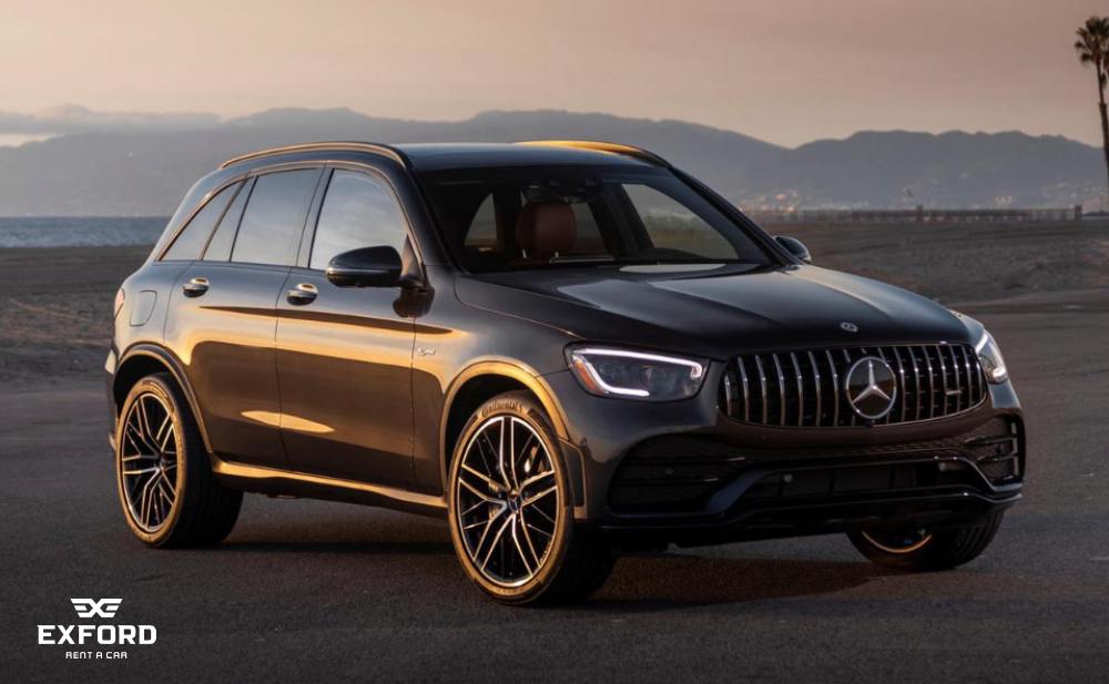 louer Mercedes GLC300 BLACK 2021 à Dubaï