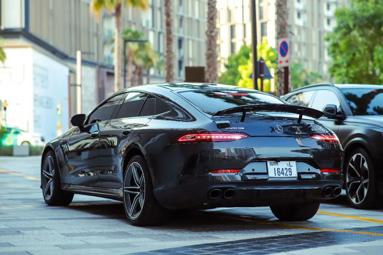 louer Mercedes Benz GT53 AMG BLACK 2022 à Dubaï