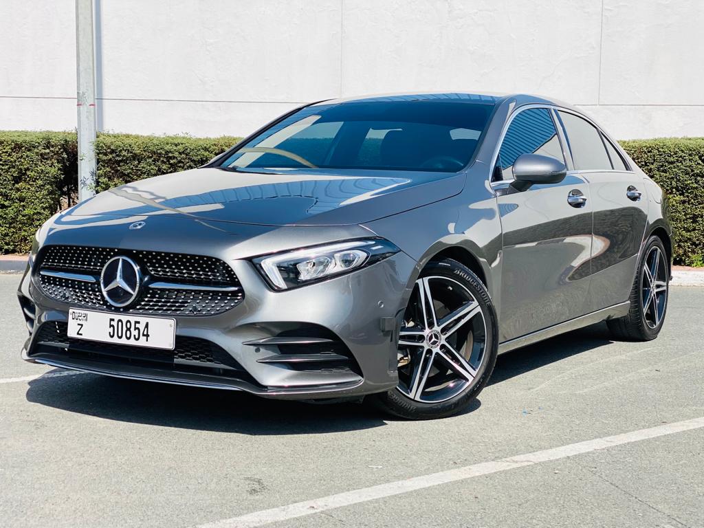 louer Mercedes Benz A220 GREY 2021 à Dubaï