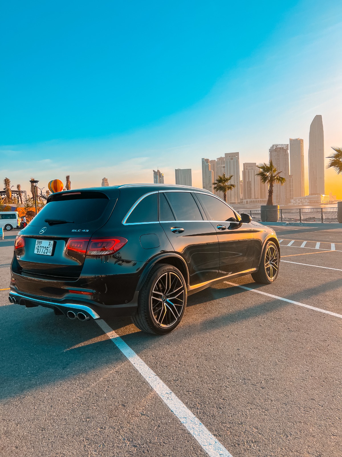 louer Mercedes GLC 43 AMG  BLACK 2021 à Dubaï