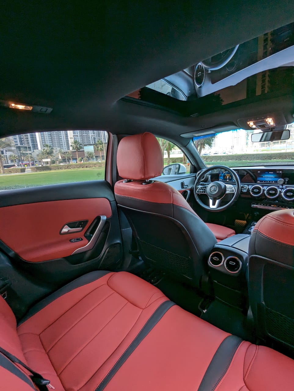 louer Mercedes A220 WHITE 2020 à Dubaï