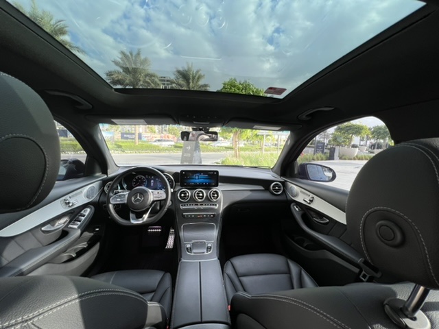 louer Mercedes GLC 300 BLUE 2021 à Dubaï