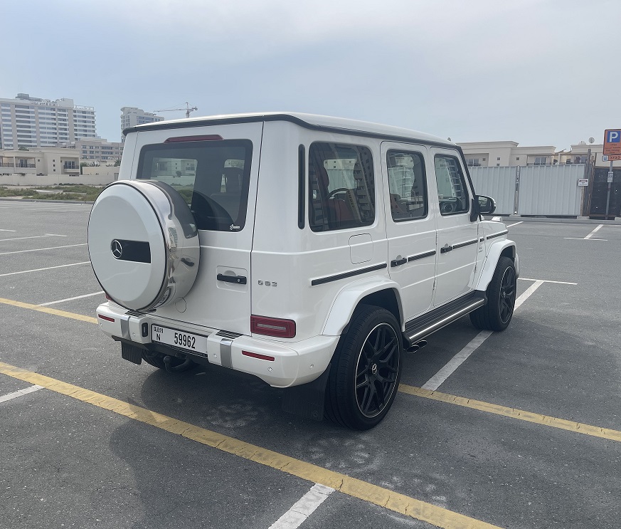 louer 2019 Mercedes G63 WHITE 2019 à Dubaï