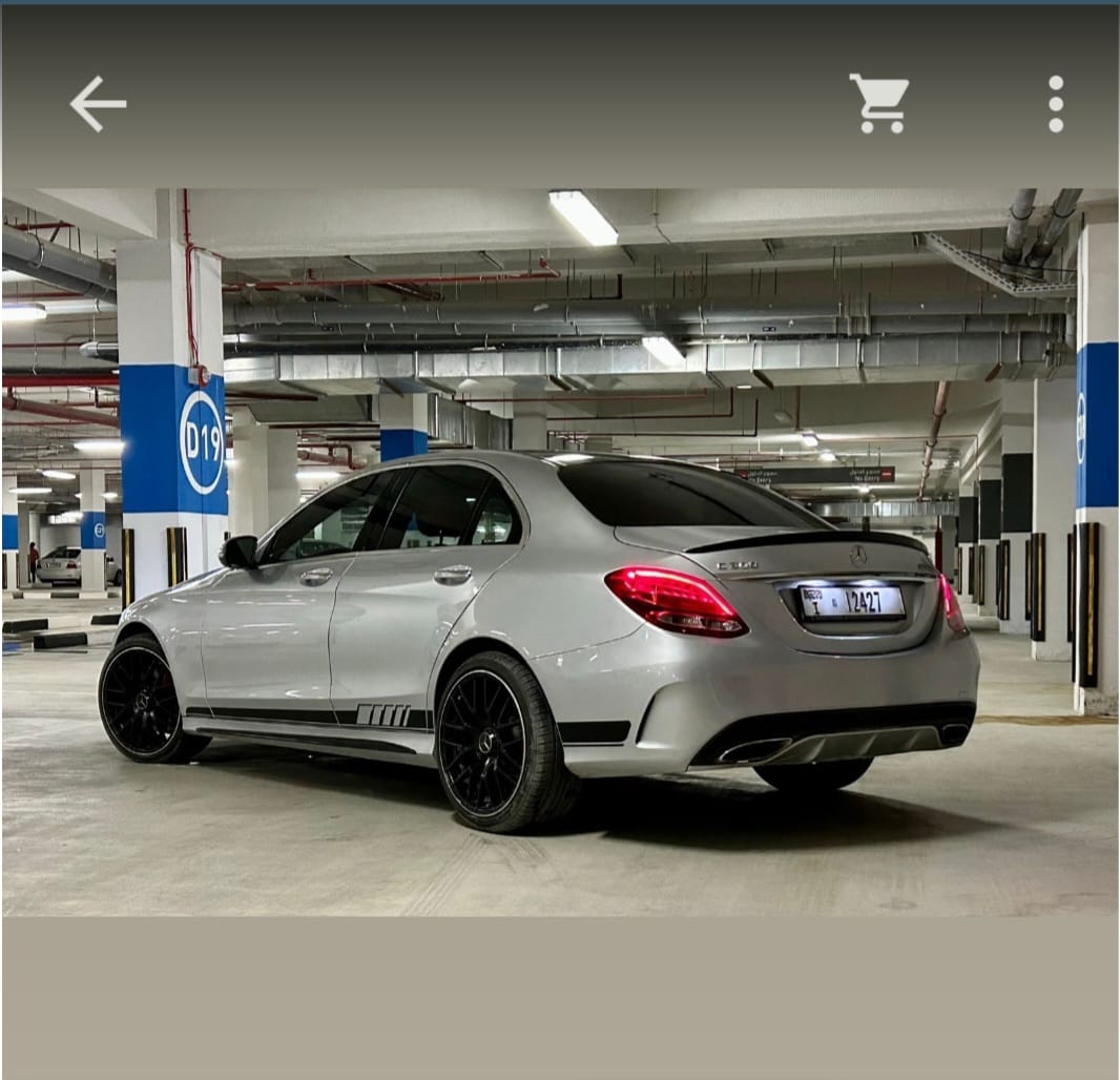 louer Mercedes Benz C300 AMG  2018 à Dubaï