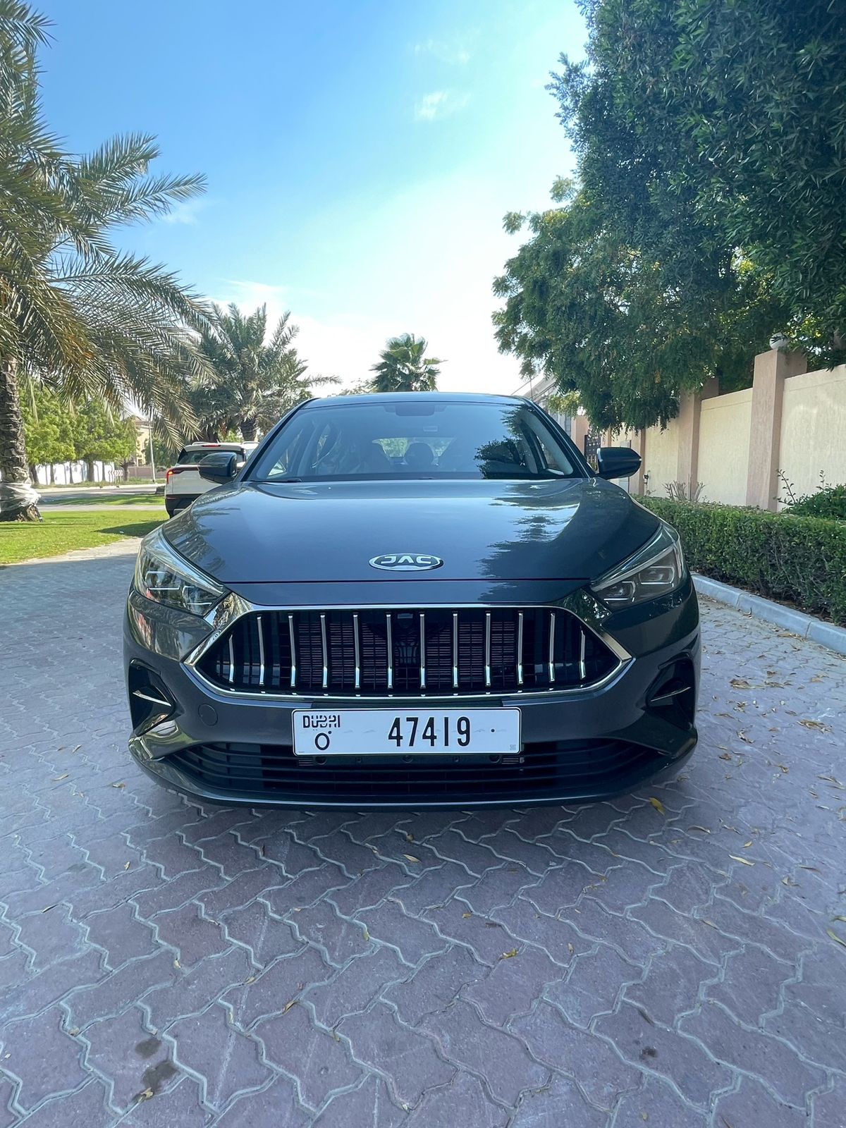 louer JAC J7 GREY 2023 à Dubaï