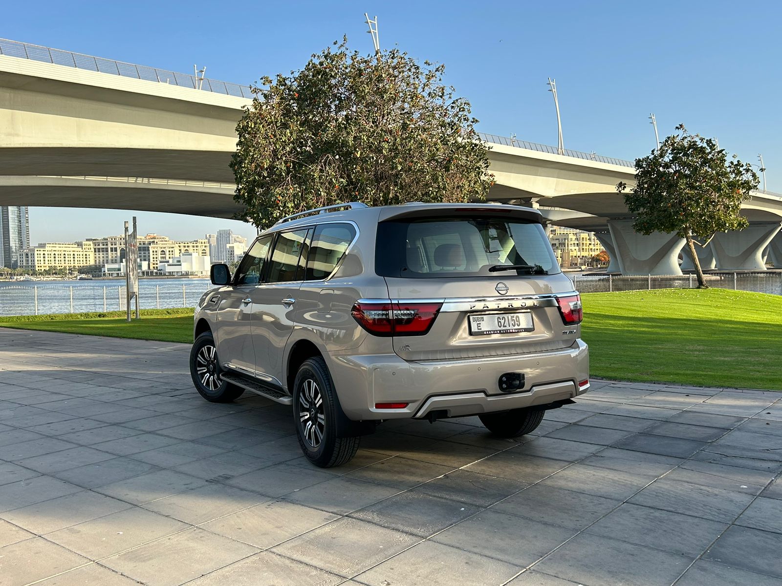 louer NISSAN PATROL GOLDEN 2023 à Dubaï