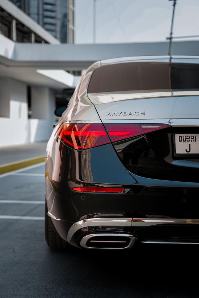 louer Mercedes Benz Maybach BLACK 2023 à Dubaï