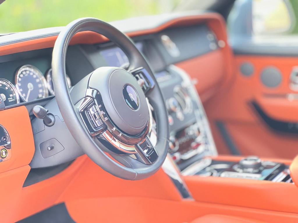 арендовать Rolls Royce Cullinan GREY 2022 в Дубае
