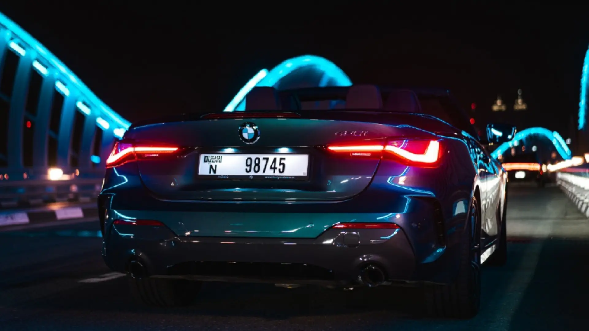 louer BMW 420i M KIT BLUE 2022 à Dubaï