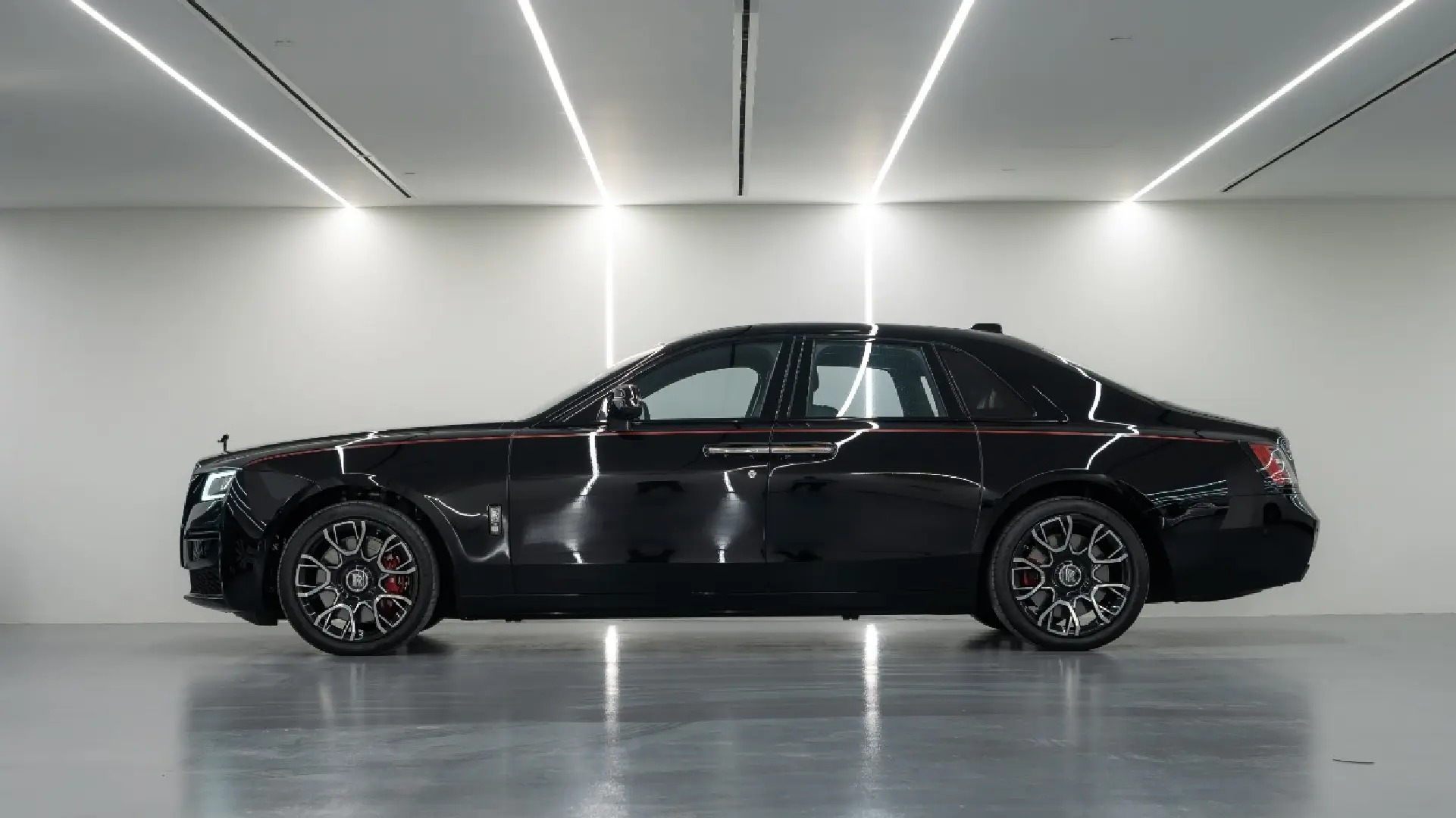 louer Rolls-Royce Ghost Black Badge BLACK 2022 à Dubaï