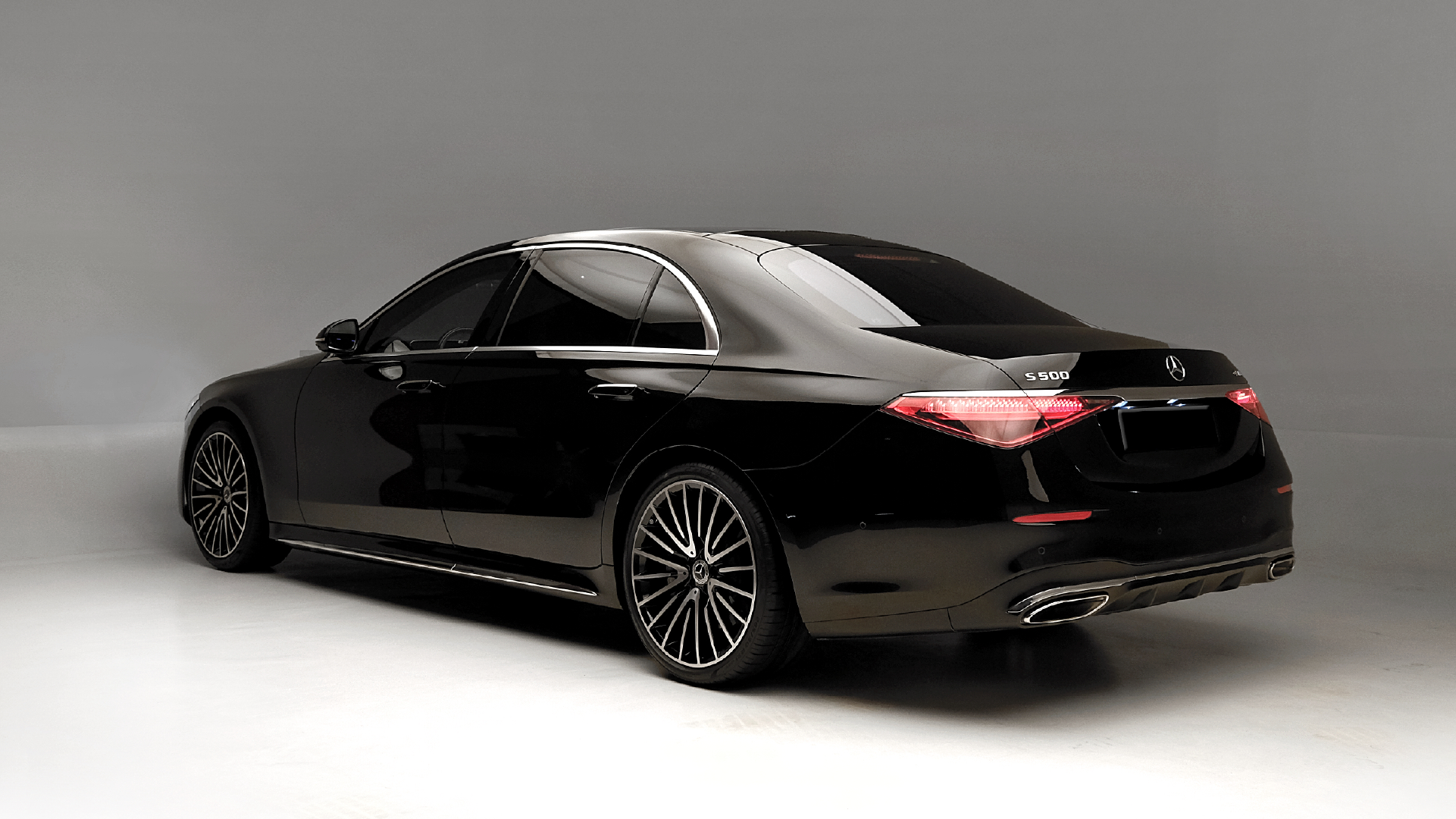 louer Mercedes-Benz S500  2024 à Dubaï