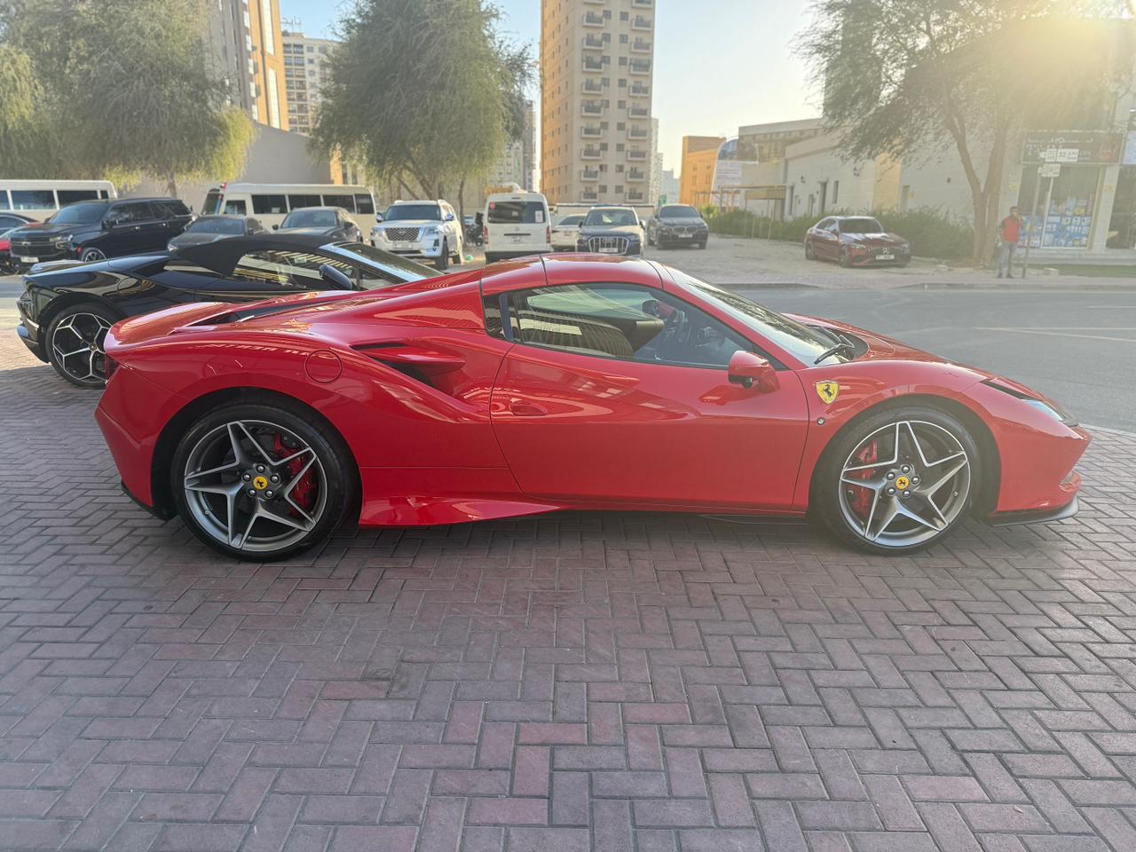 louer Ferrari F8 Tributo Spider Red  2023 à Dubaï