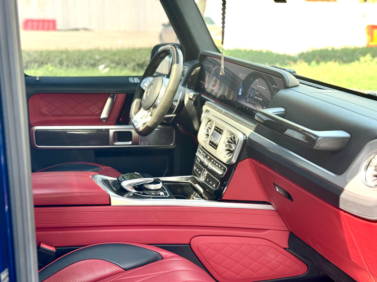 louer  Mercedes G63 AMG Dark Blue  2023 à Dubaï