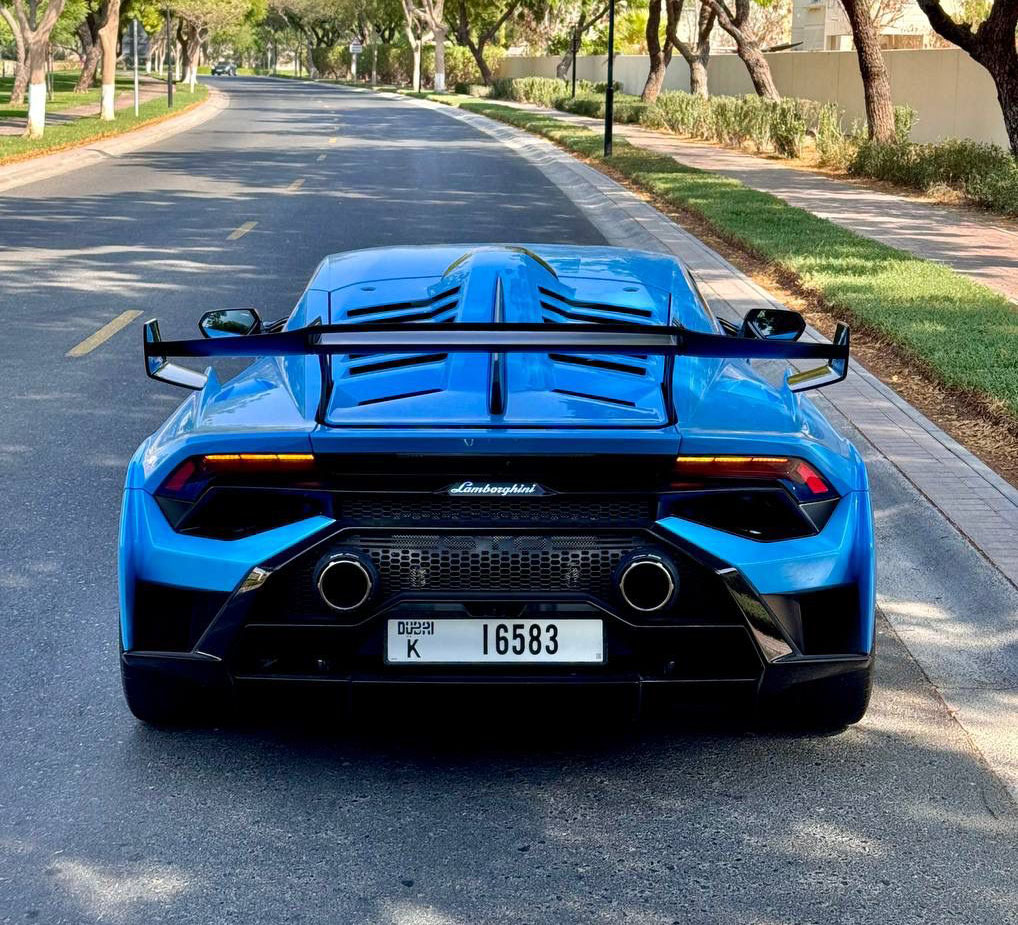 louer Lamborghini Huracan STO V10 Blue  2024 à Dubaï