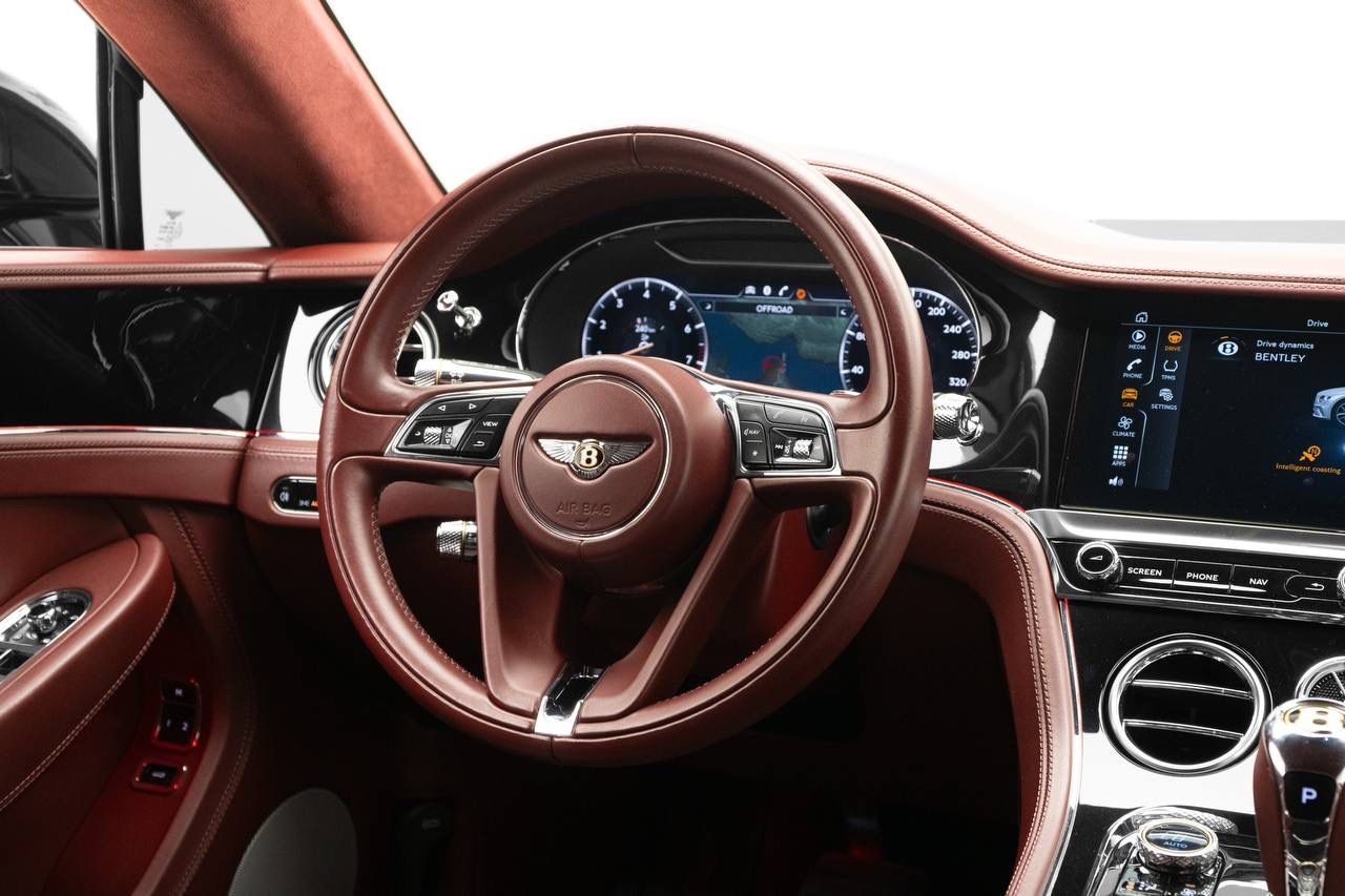 louer Bentley Continental GT Black interior Red  2021 à Dubaï