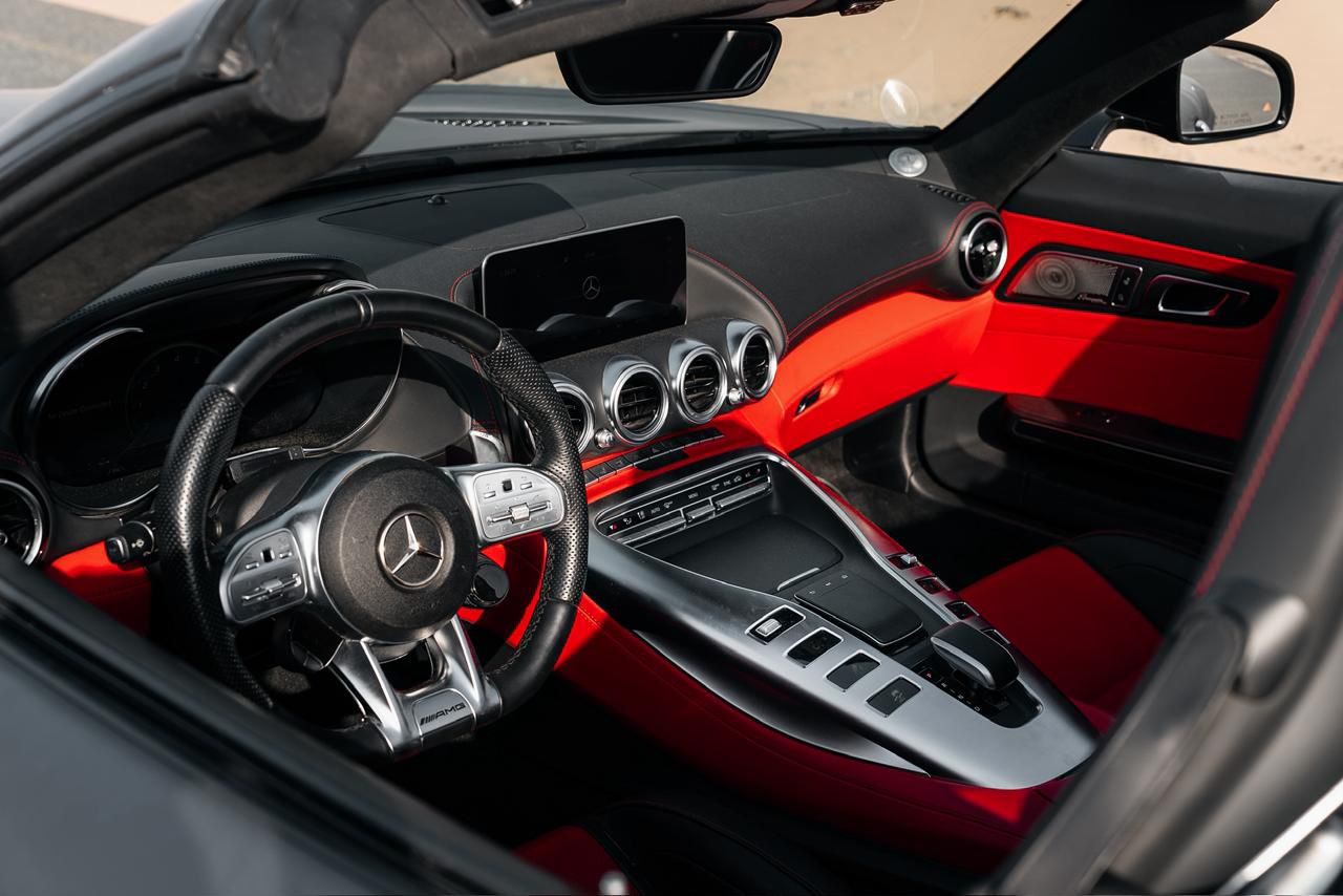 louer Mercedes AMG GTC63 V8  2022 à Dubaï