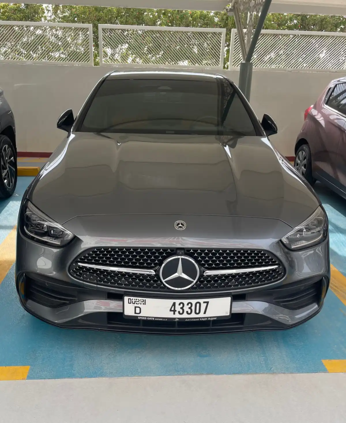 Mercedes Benz C300 BEIGE 2023 location dubaï